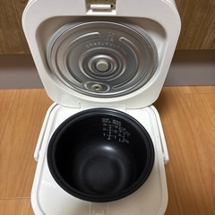 ニトリ炊飯器(3合炊き)の画像