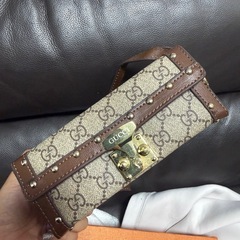 GG柄ショルダーバッグの画像