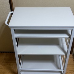 キャスター付きワゴン ホワイトの画像