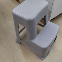 展示引き上げ品　踏み台　脚立　大型　チェア　　バスチェア　シーリングライト 取り付けに便利　の画像