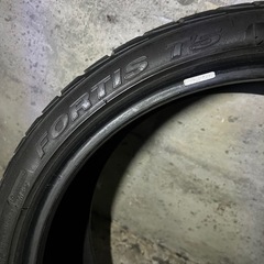 MAX TREX タイヤ20インチの画像