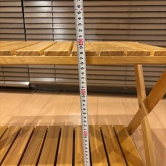 折りたたみができる棚の画像