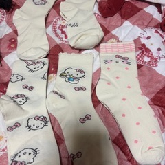 お譲り先決定！サンリオソックスセットの画像