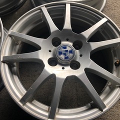 社外アルミホイール15インチ 15×5.5J 4H100PCD+42 4本 コンパクトカー アクアミニフィットシエンタスイフトなどにの画像