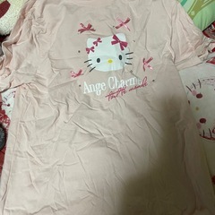 お譲り先決定！キティちゃんTシャツ&ボトムスセットの画像