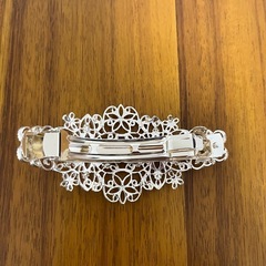 ヘアアクセサリー(髪留め)美品の画像