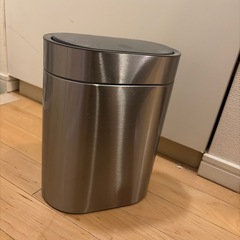 IKEA ゴミ箱の画像