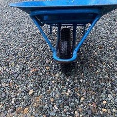 ネコ車　一輪車(足が折りたためる
)の画像