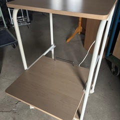 ●キッチンワゴン　コンセント付き●の画像