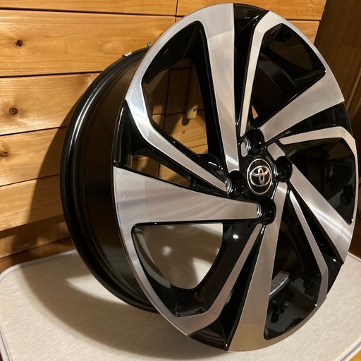 ライズ　純正　17インチホイール　４本セット　TOYOTA 4穴