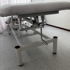 エステ　リクライニングベッドの画像