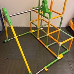 【値引き】子供用ジャングルジム　逆上がり練習の画像