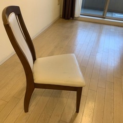 お引き渡し者様決定済み　
椅子×3の画像