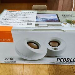 creative pebble スピーカーの画像