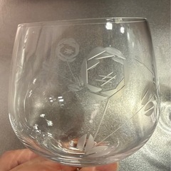 ワイングラス　花柄　2セットの画像