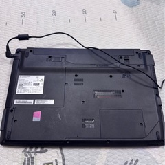 富士通LIFE BOOK AH40/R 型名　FMVA40RRJ Windows8.1　の画像
