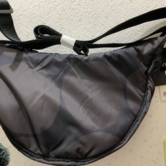 新品未使用✨UNIQLO マリメッコ ドット ショルダーの画像