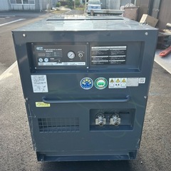 エンジンコンプレッサーpds130s acの画像