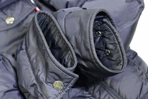 【バナナ苫小牧】中古 MONCLER/モンクレール PREVOT GIUBBOTTO ダウン サイズ1 ネイビー ハンガー付き アウター ジャンパー♪