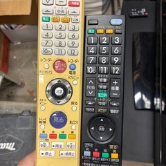 MITSUBISHI TV40インチ　スピーカー台、DVDレコーダー付きの画像