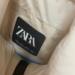 ZARA ジャンパー　の画像