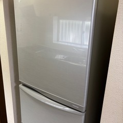 ●東芝　3ドア冷凍冷蔵庫　340L●2013年の画像