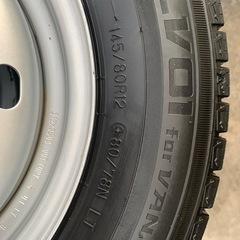 軽バンスタッドレスタイヤ4本セット145\80R12の画像
