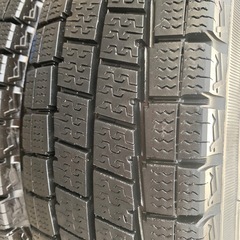 軽バンタイヤホイールスタッドレス4本セットの画像