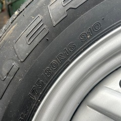 ジムニー予備タイヤ　175/80R16の画像