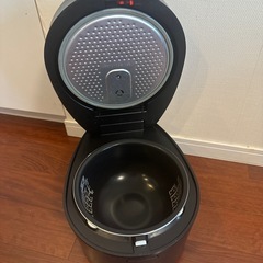 [美品]アイリスオーヤマIH炊飯器の画像