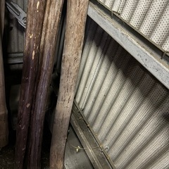 細丸太　皮付き　3本
の画像