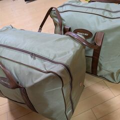 【無料】羽毛布団（フランスベッド製）　赤青ペアの画像