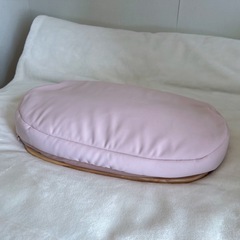 無印良品 ひざの上で使えるテーブルクッションの画像