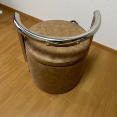 丸椅子　スツール   革張りスツール     の画像