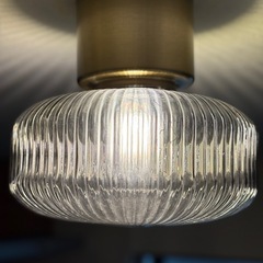 アンティーク風ガラス照明の画像