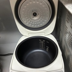 炊飯器の画像