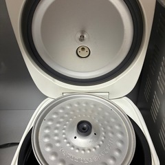 炊飯器の画像