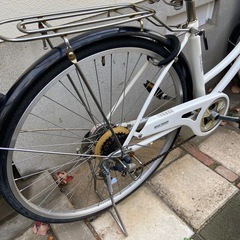 27インチ　ママチャリ自転車の画像