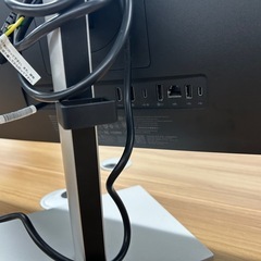 23-inch HP E24の画像