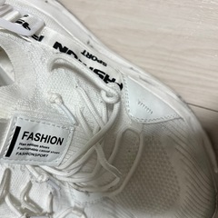 スニーカーの画像