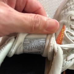 キッズスニーカーの画像