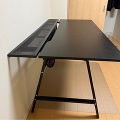 【美品】IKEAゲーミングデスク(17,990円) ブラック　160x80cm　〜12/27の画像