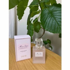 Miss Dior Blooming Bouquet ヘアミスト 30mlの画像