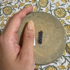 新品未使用　インドネシア　バリ島　TANAH 陶器 グレーピッチャーの画像