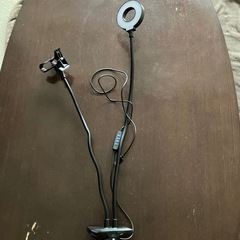 照明付きスマホクリップホルダーの画像