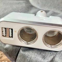 シガーソケットUSB 2クチの画像