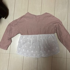 子ども服の画像