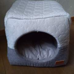 猫用ベッド冬用(ドーム型)S-M寸の画像