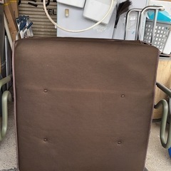 折り畳みベッドの画像