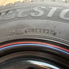 ハイエース　デイトナホイール　スタッドレス4本セットの画像